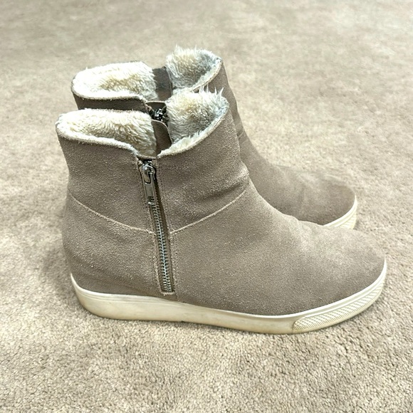 Steve Madden wedge sneaker size 9.5 - Picture 1 of 6